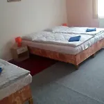 U Novych Pratel