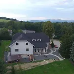 Casa de hóspedes U Novych Pratel