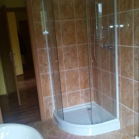 U Novych Pratel 3*