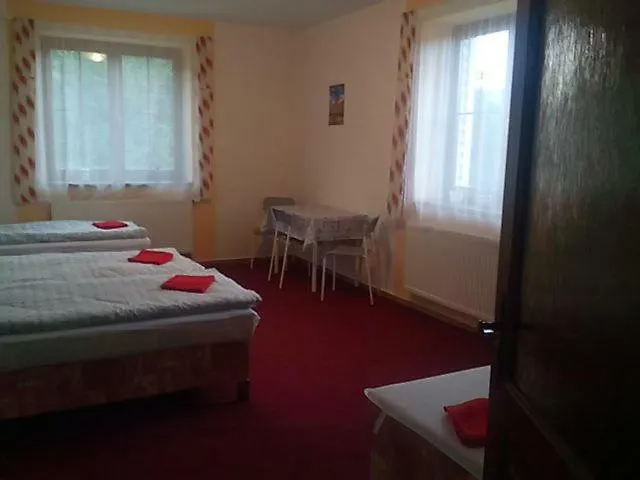 Konukevi U Novych Pratel Lichkov