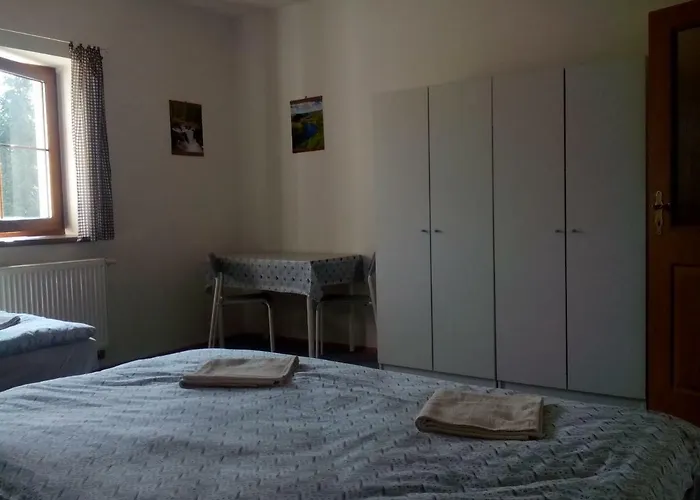 U Novych Pratel Konukevi Lichkov